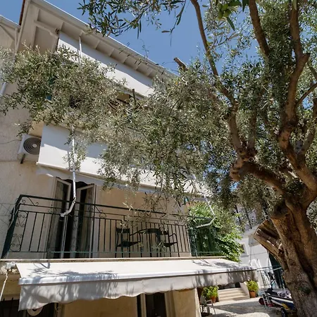 M4 Guest house *