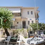 M4 Guest house 3*