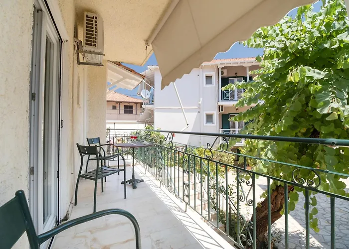 M4 Guest house Nikiana